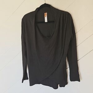 Lucy Activewear Top